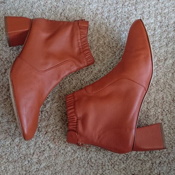 Stuart Weitzman Burnt Orange Nappa leather ankle boot size 9M - Picture 5 of 12